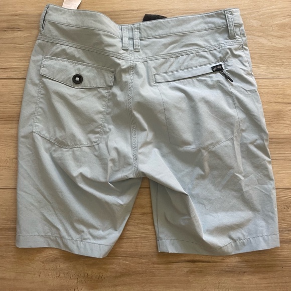 Billabong Men’s swim shorts - Picture 2 of 4